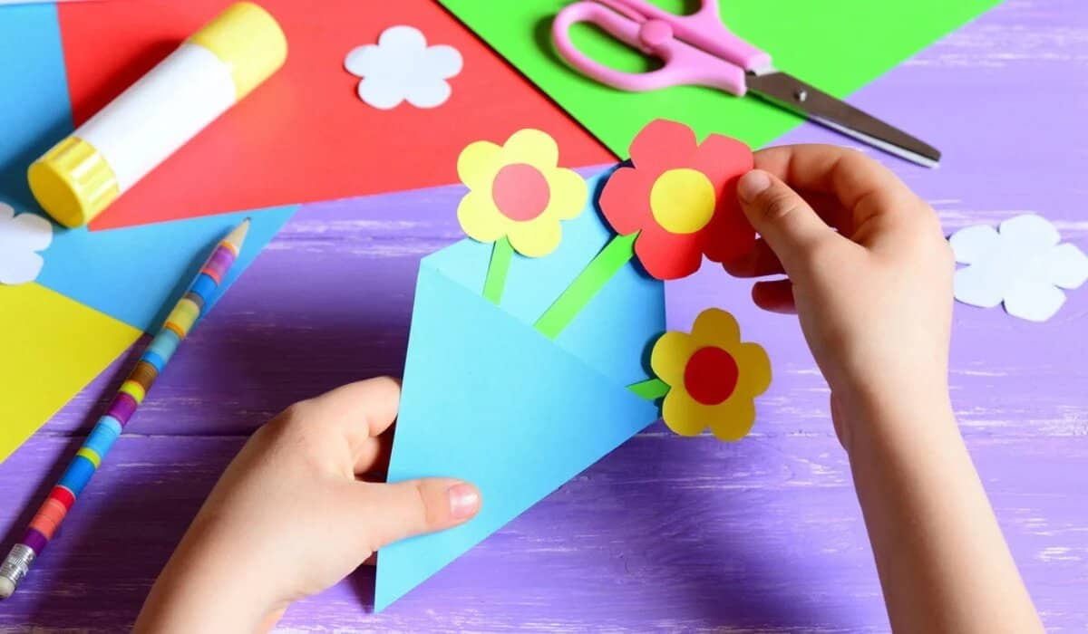 Paper Crafts with Kids: Fun Projects for the Whole Family 1 Paper Crafts with Kids: Fun Projects for the Whole Family